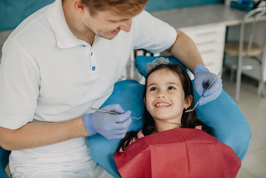 kids-teeth-cleaning-871x581
