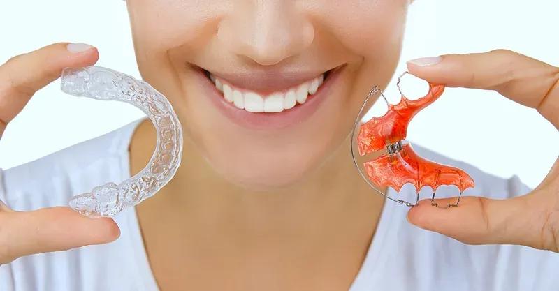 orthodontic-retainers-800x417
